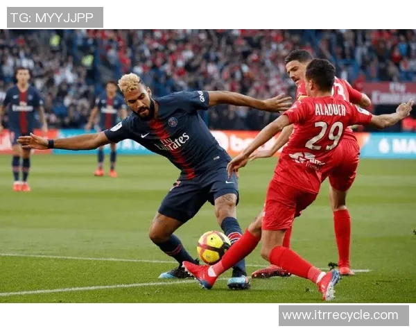 女王公园与西布罗对决比分分析及比赛精彩回顾